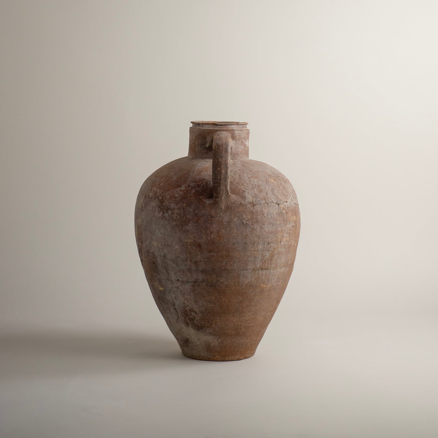 Antique vessel No.323
