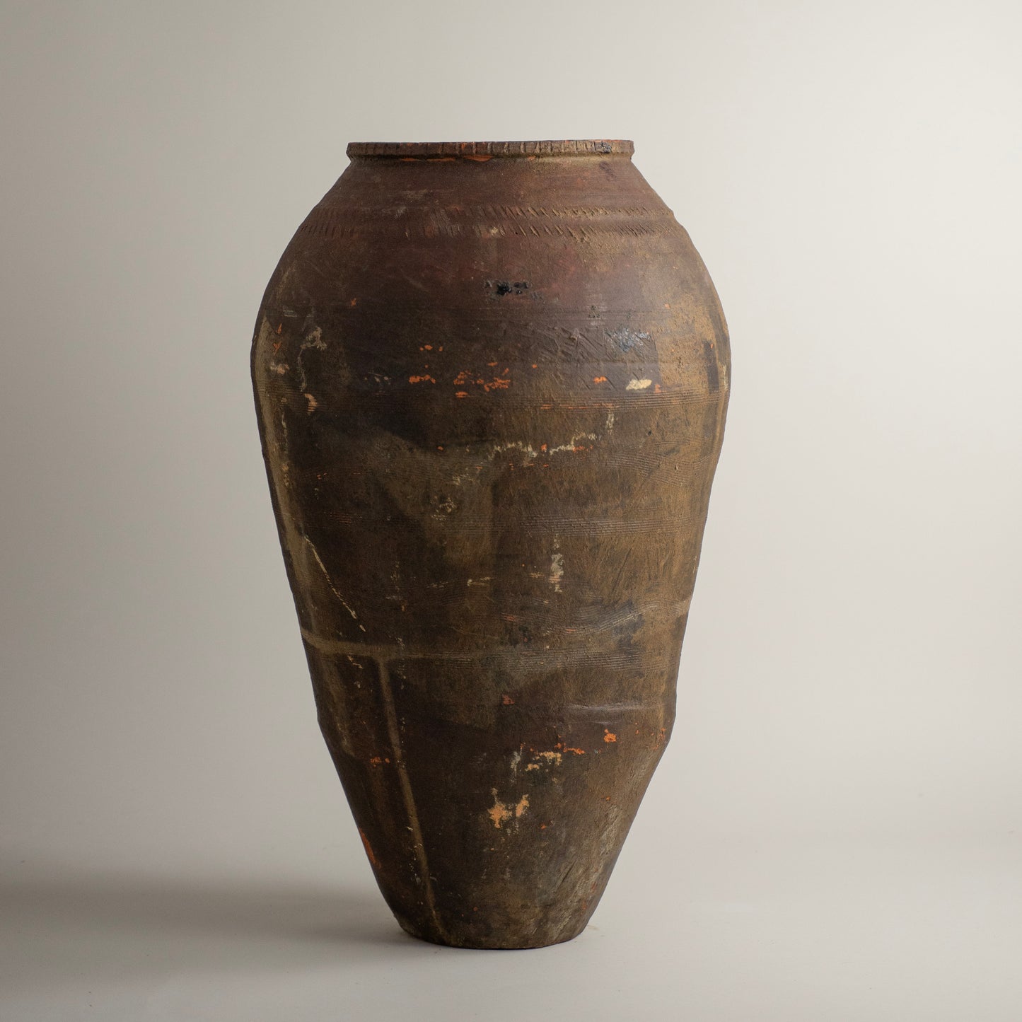 Antique vessel No.315