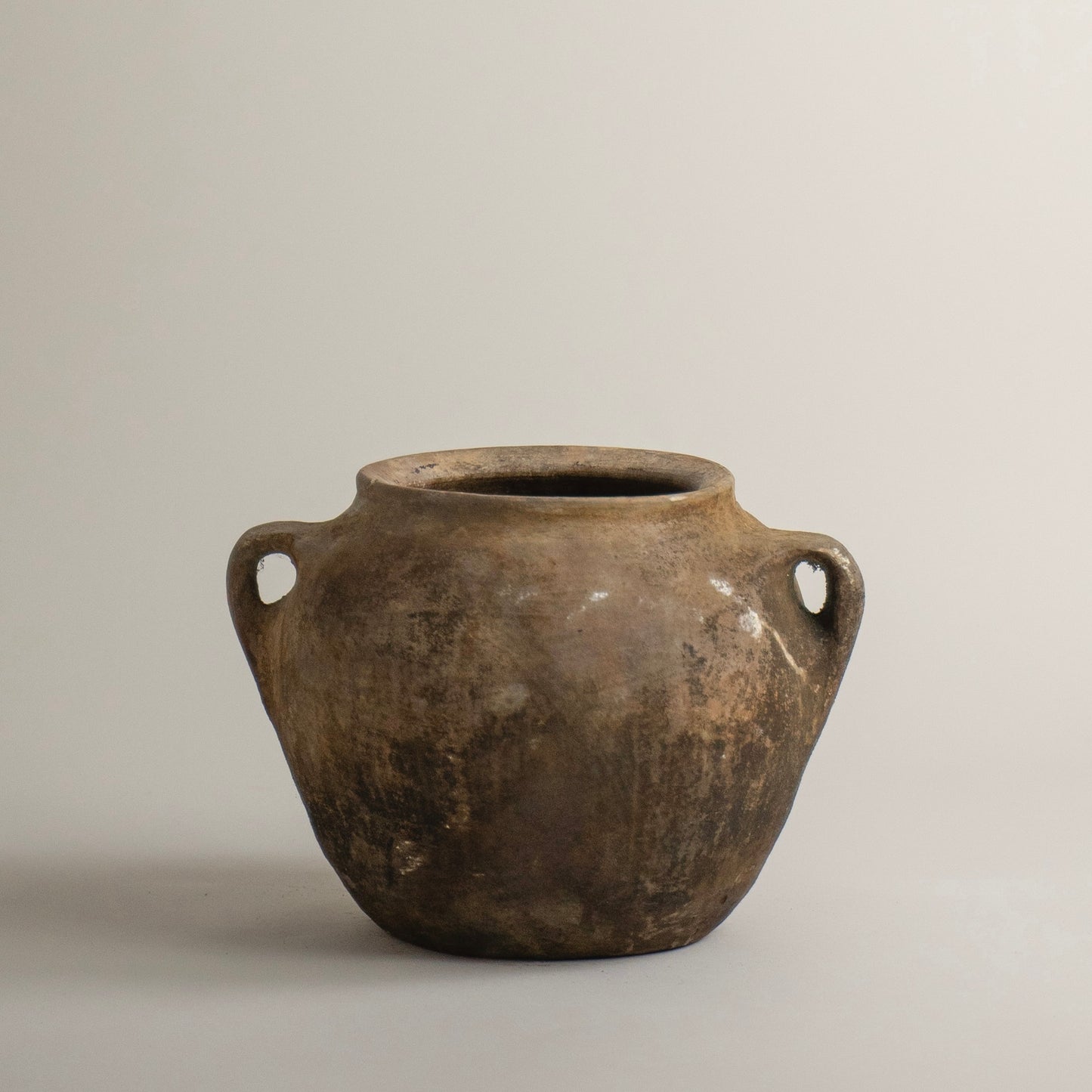 Antique vessel No.335