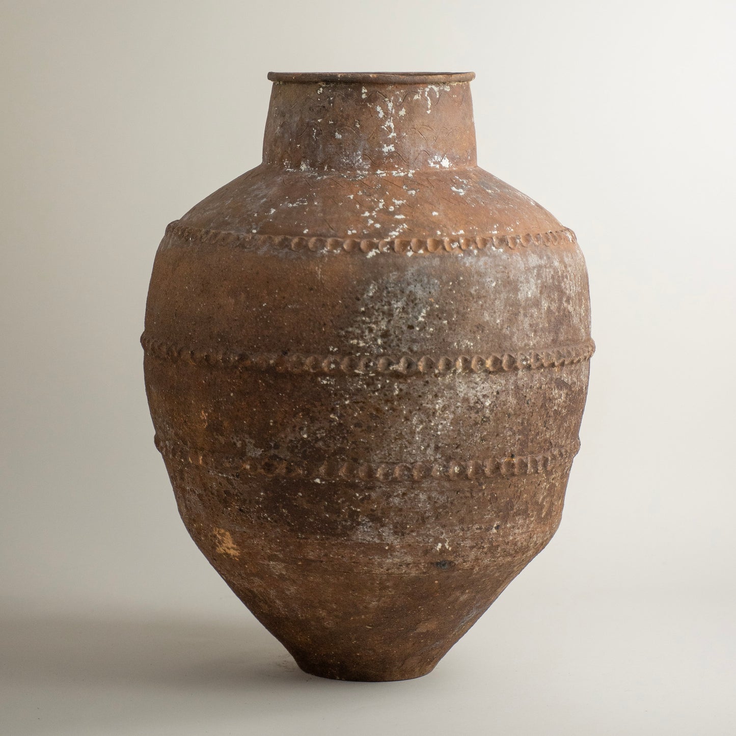 Antique vessel No.318