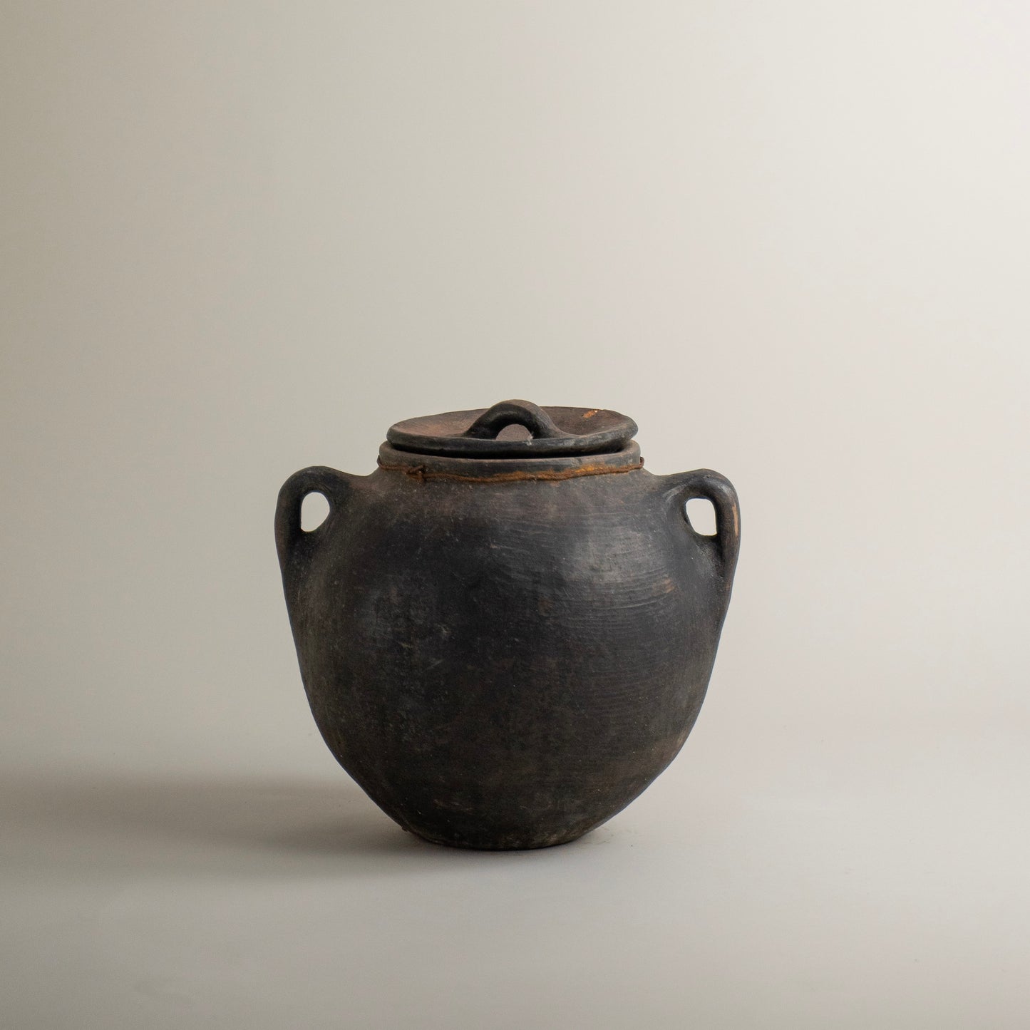 Antique vessel No.330