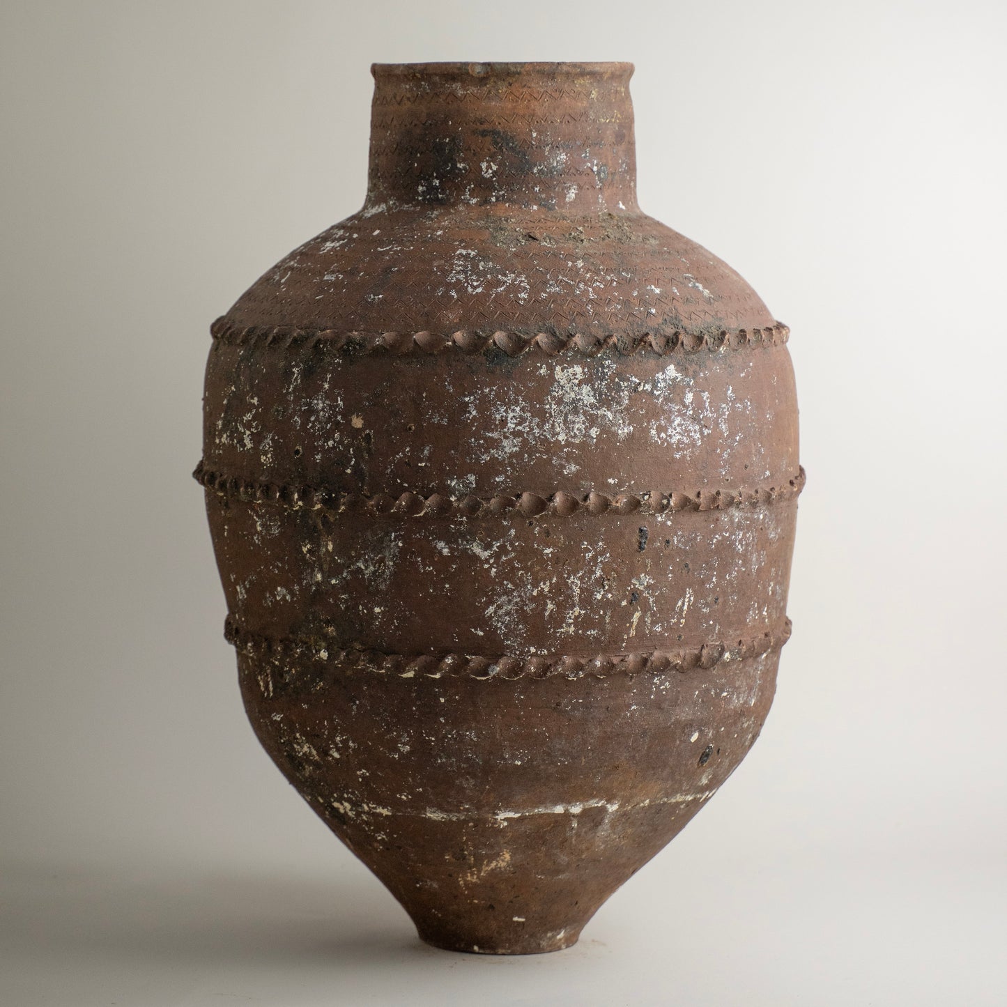 Antique vessel No.319