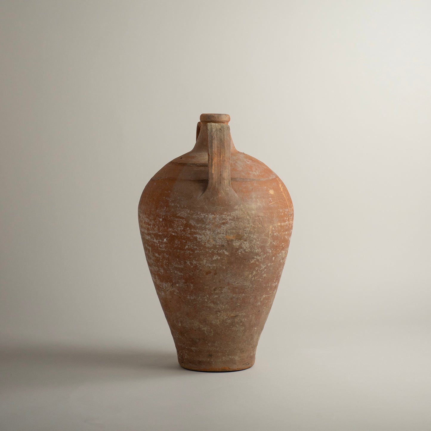 Antique vessel No.322