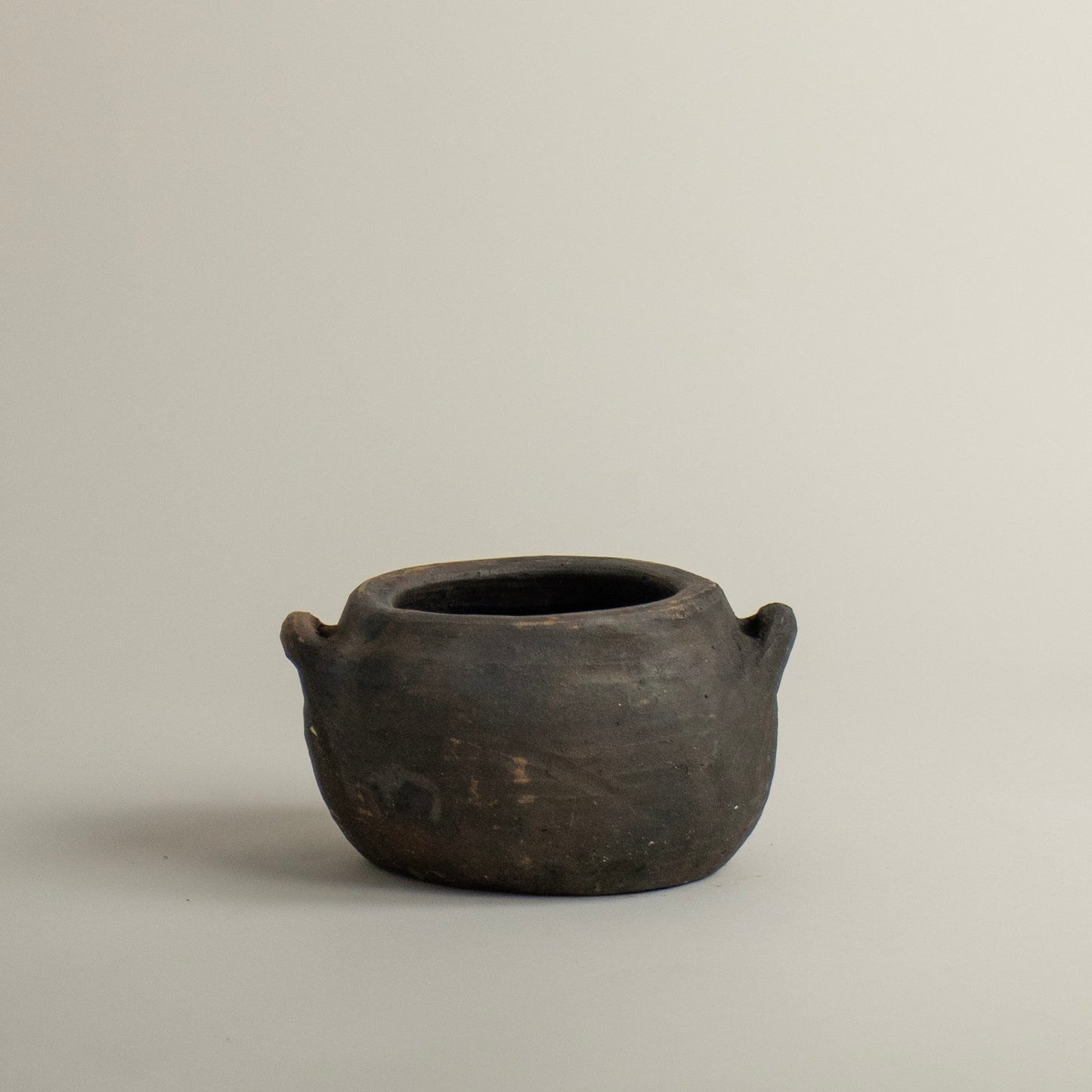 Antique vessel No.327