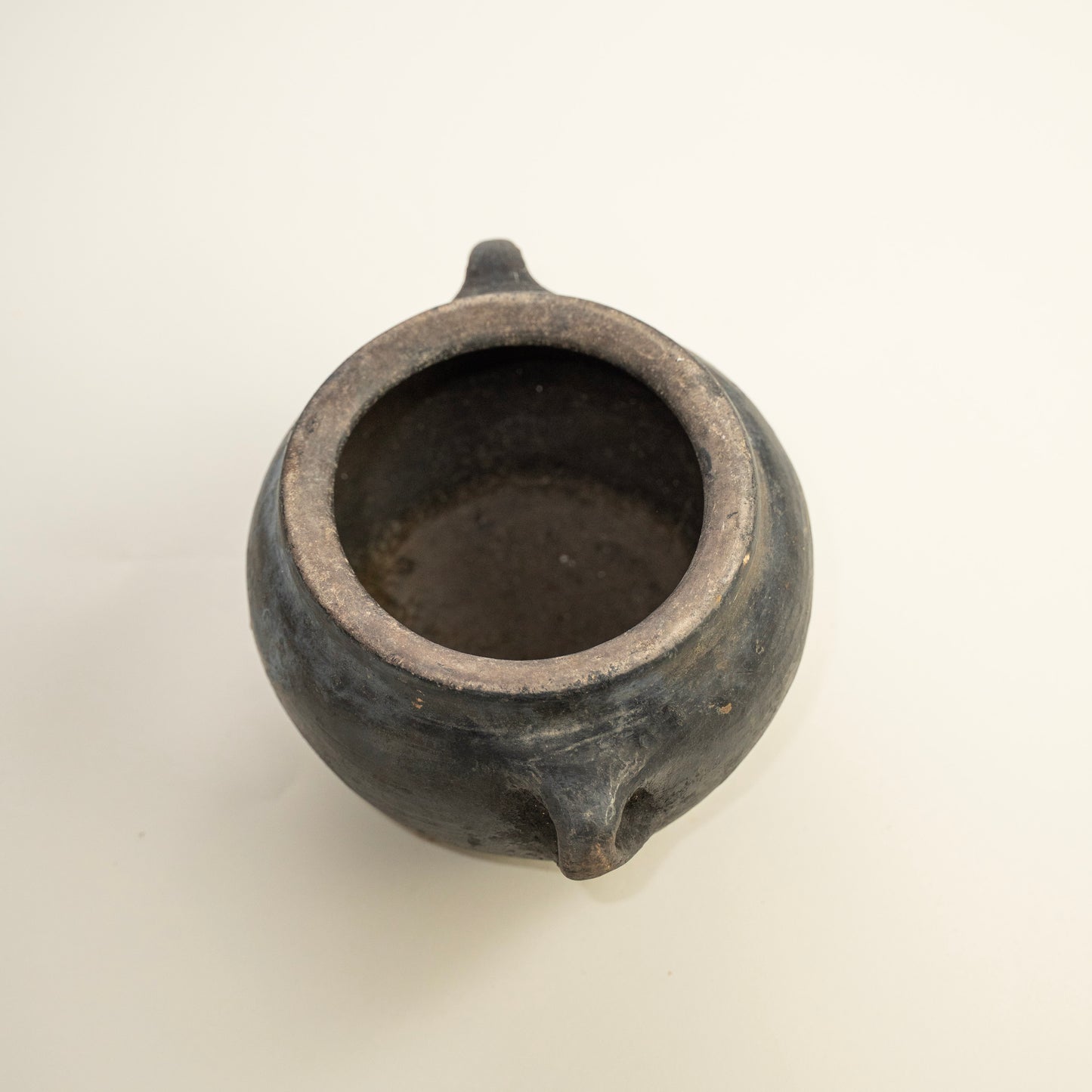 Antique vessel No.338