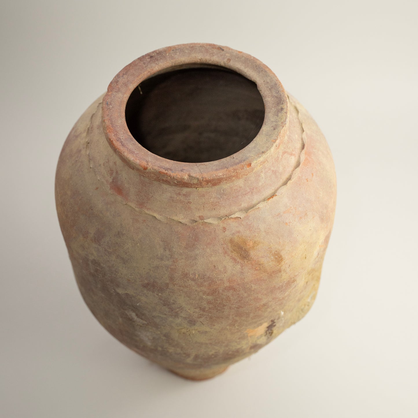 Antique vessel No.316