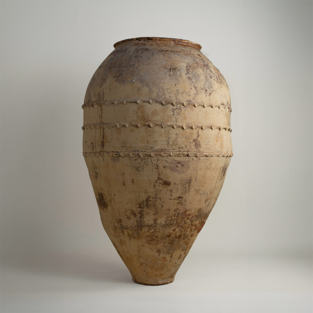 Antique vessel No.303