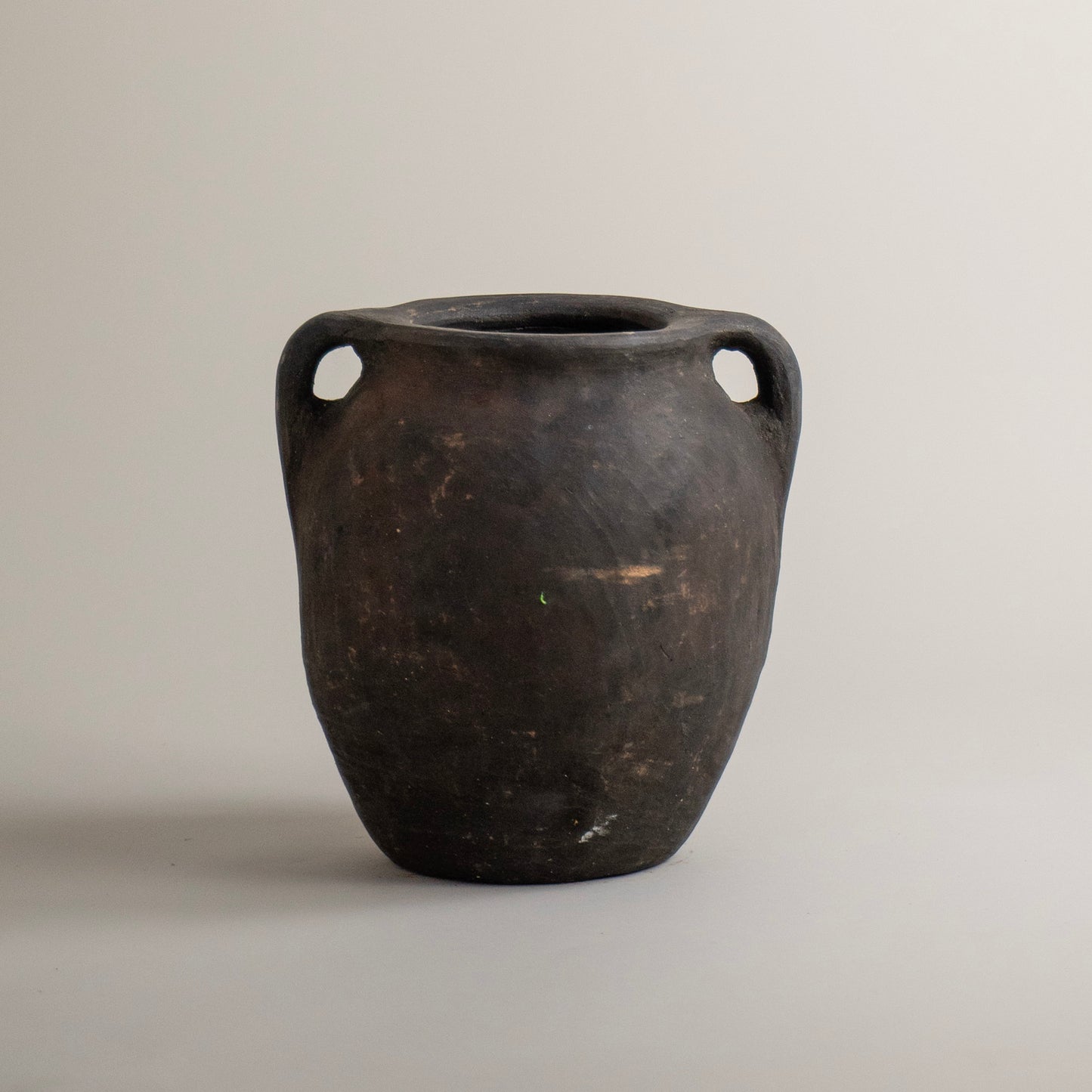Antique vessel No.326