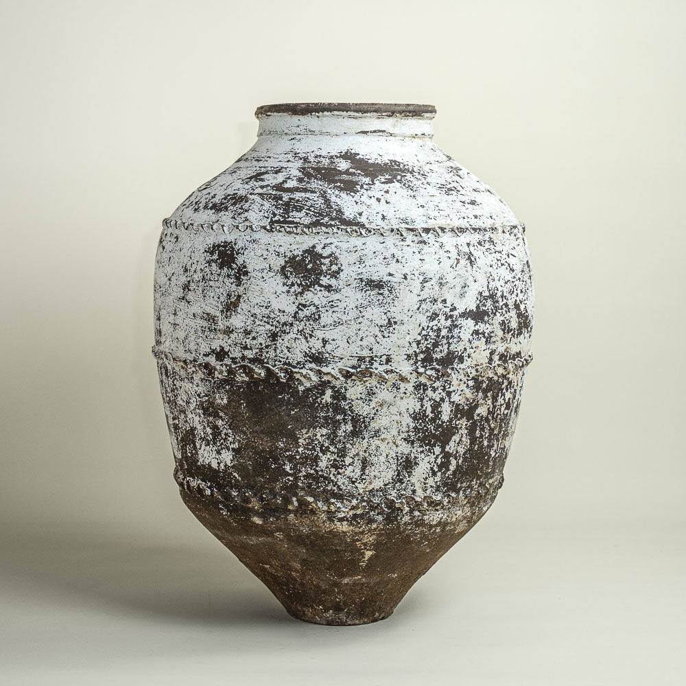 Antique vessel No.289