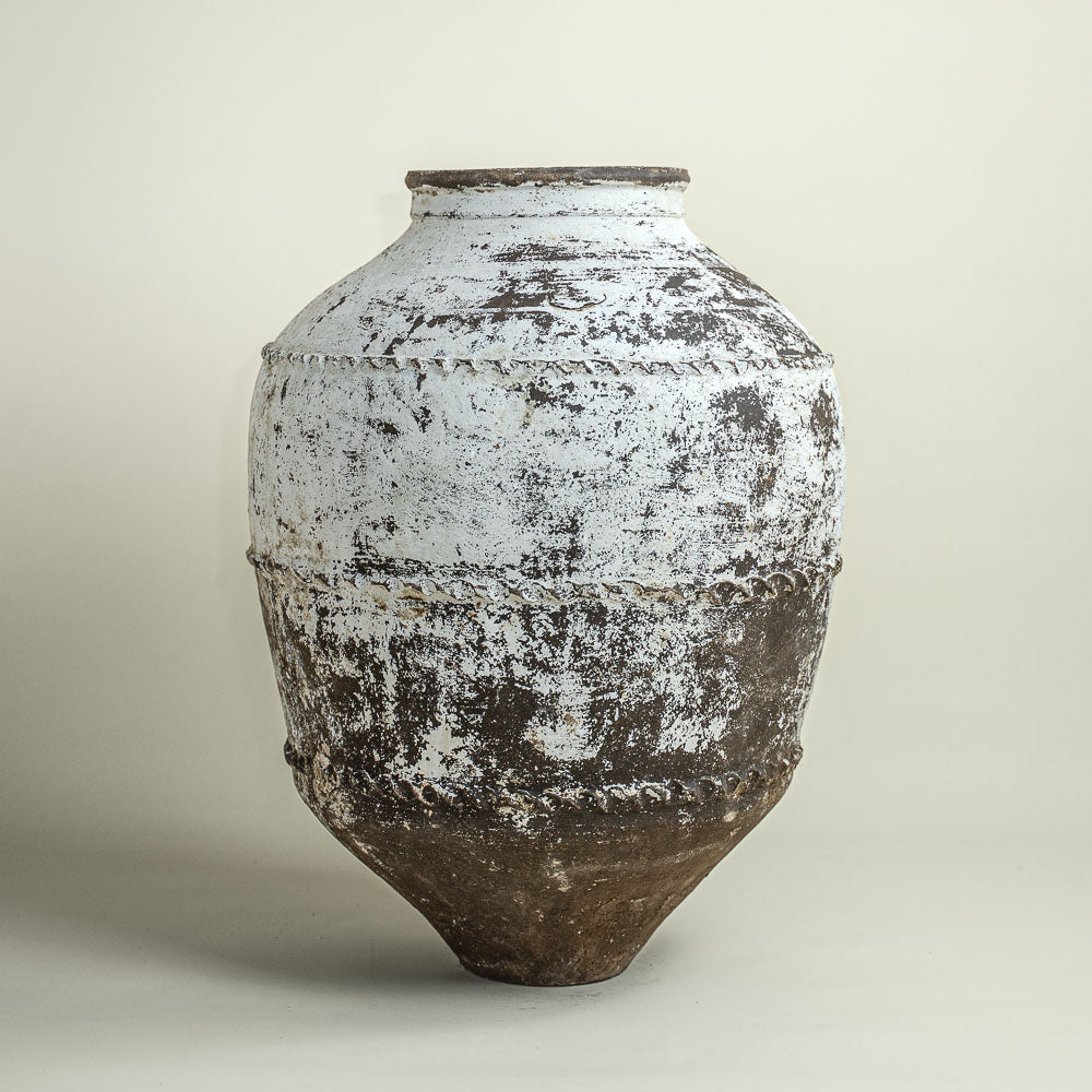 Antique vessel No.289