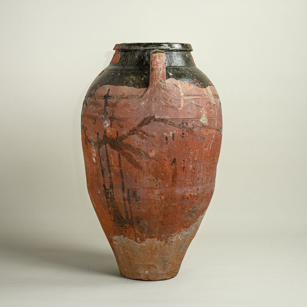 Antique vessel No.290