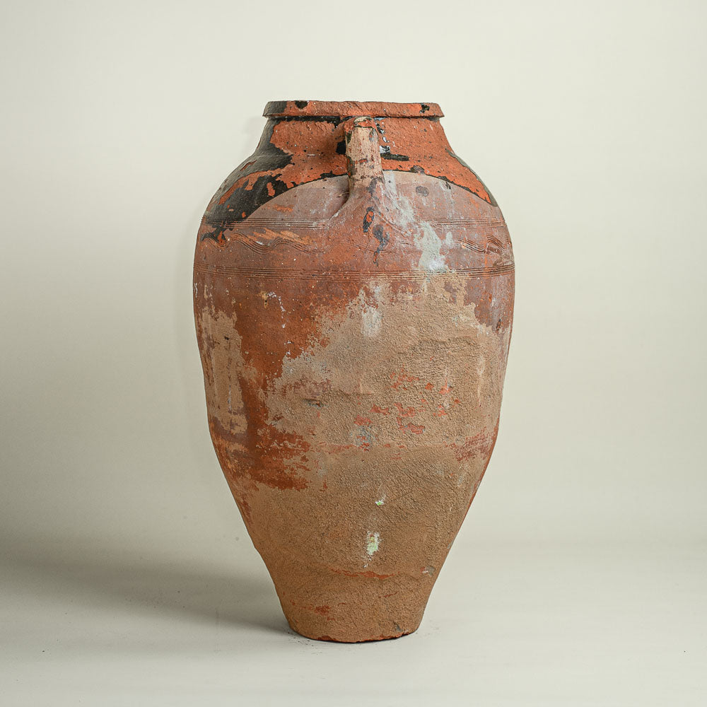 Antique vessel No.290