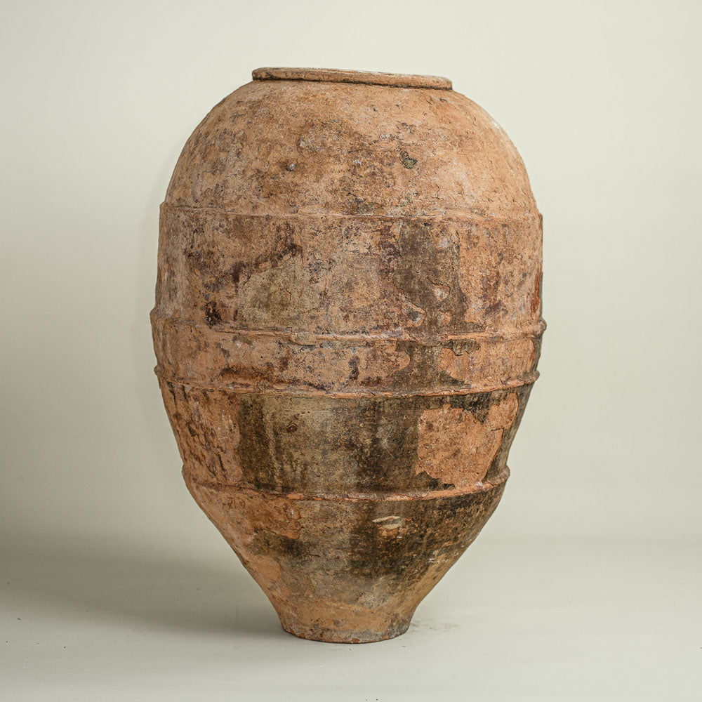 Antique vessel No.292