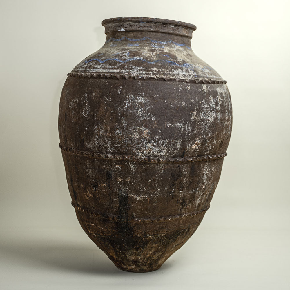 Antique vessel No.291