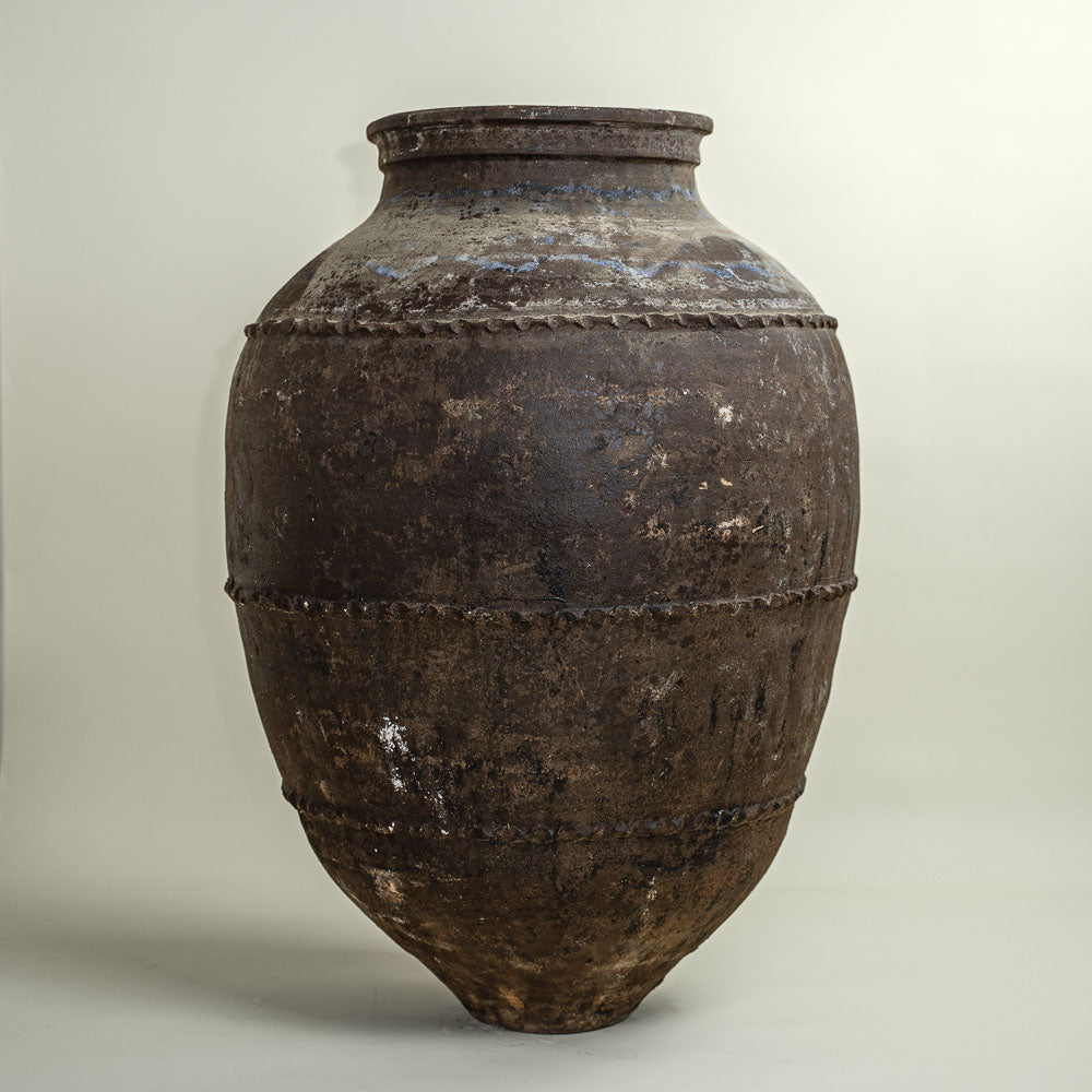 Antique vessel No.291