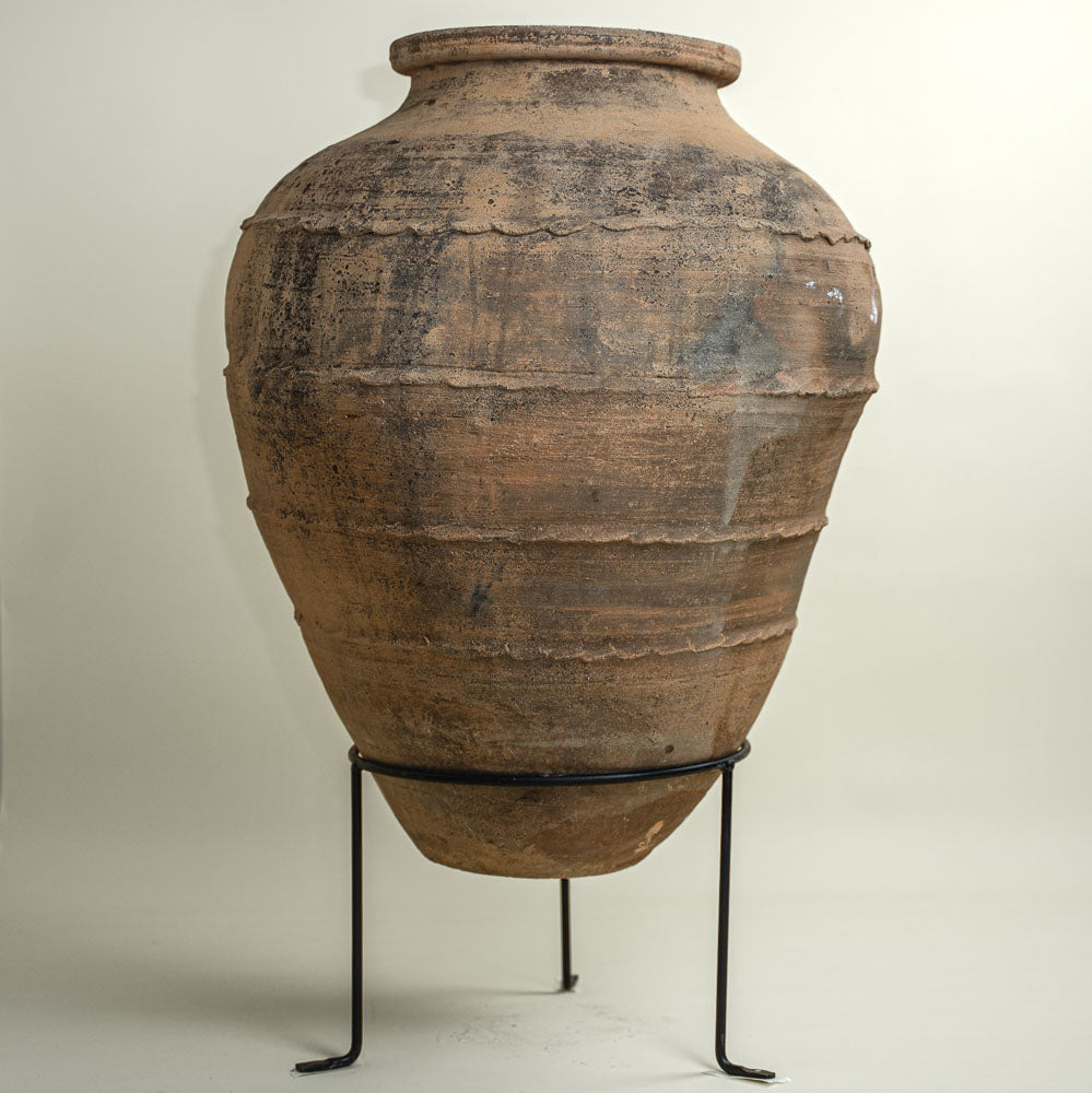Antique vessel No.286