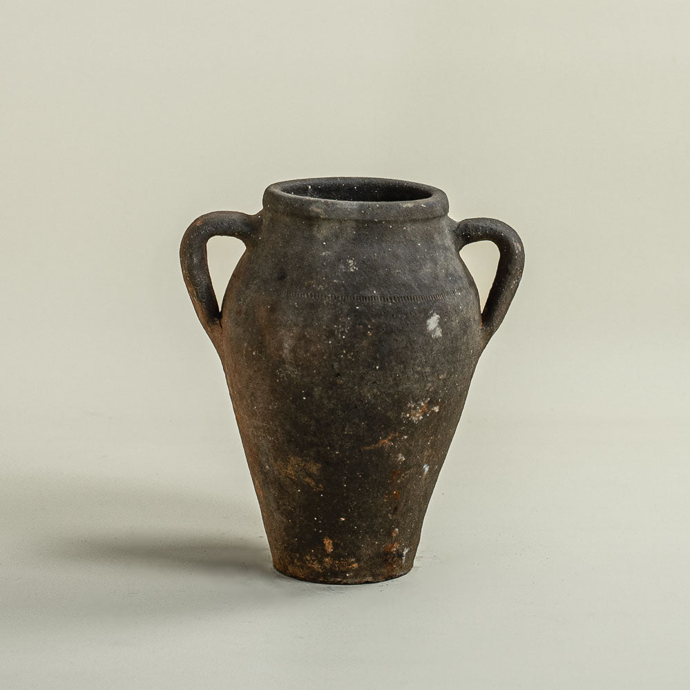 Antique vessel No.264