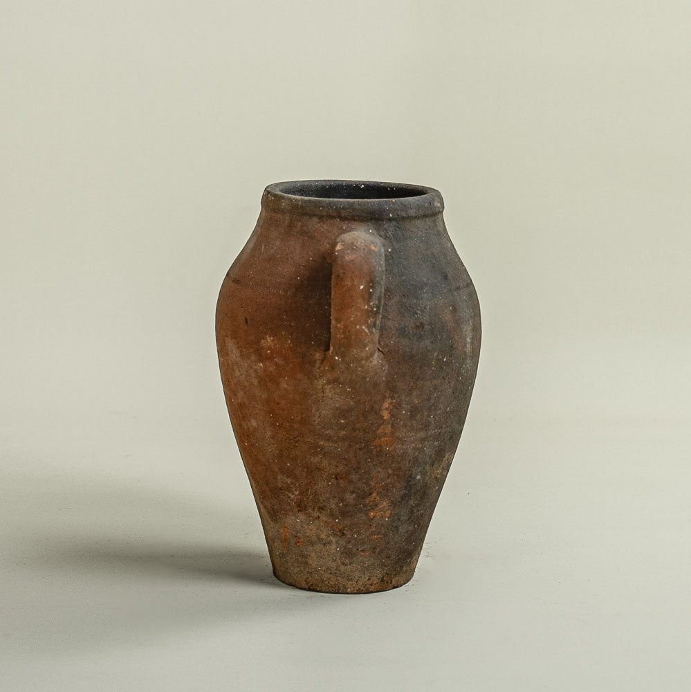 Antique vessel No.264