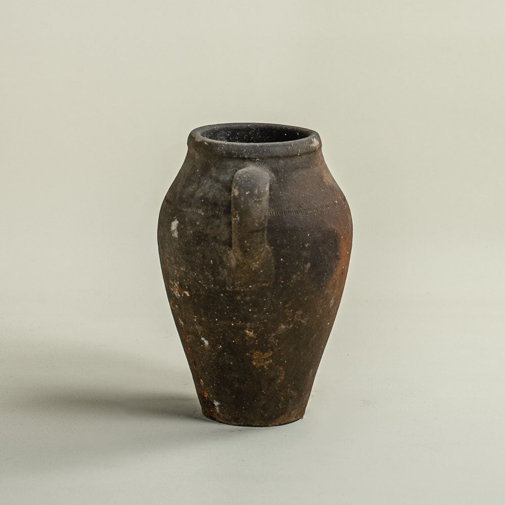 Antique vessel No.264