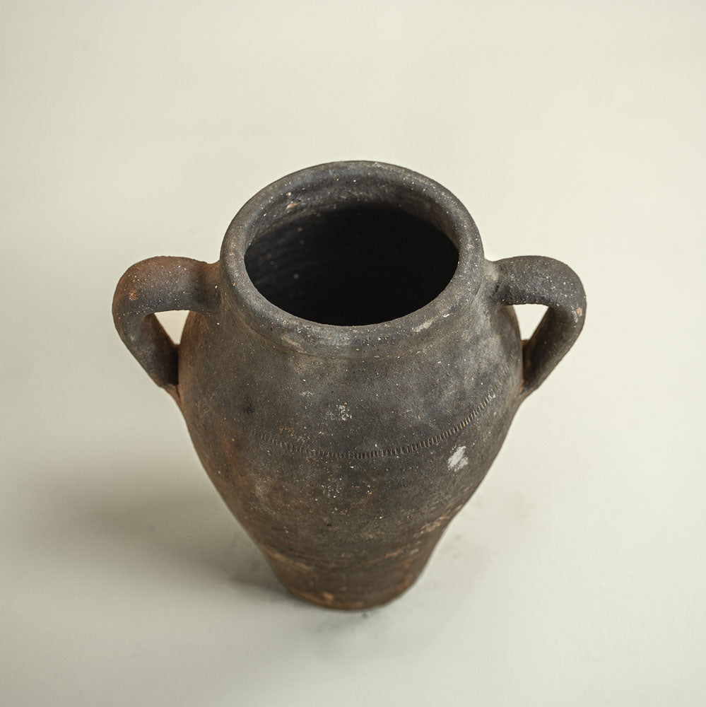 Antique vessel No.264