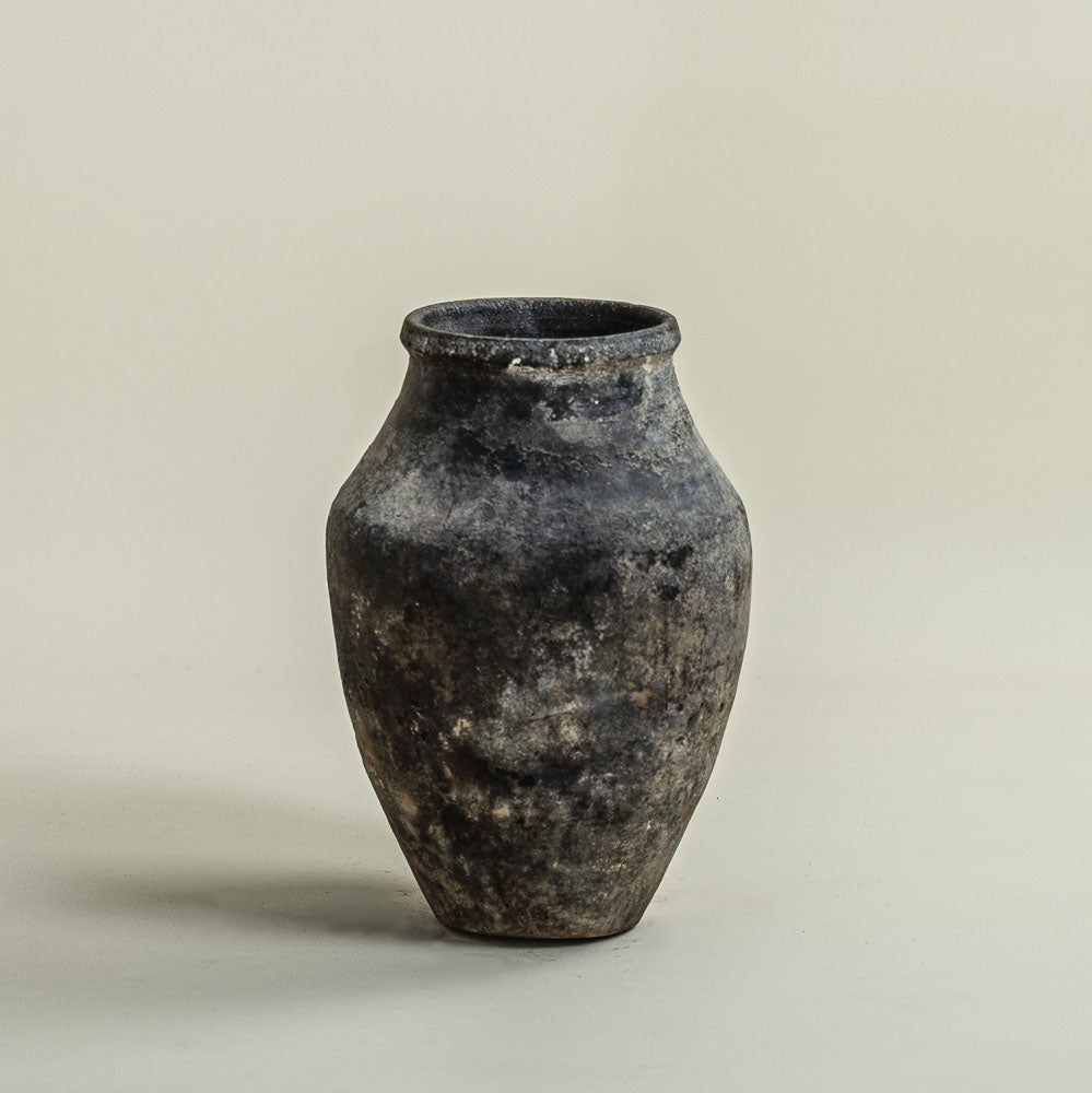 Antique vessel No.266