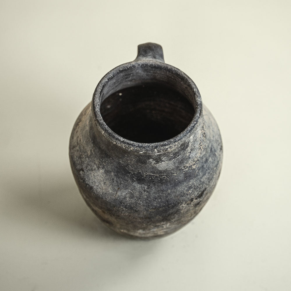 Antique vessel No.266