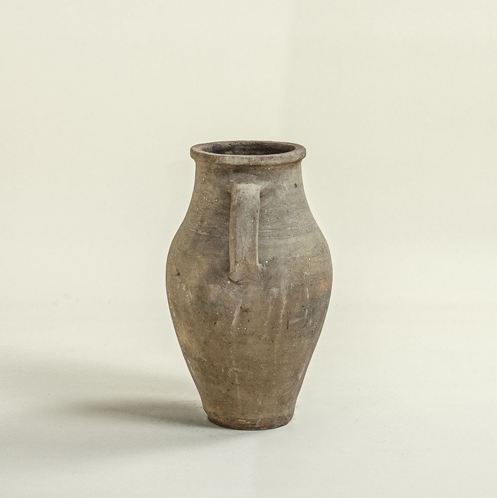 Antique vessel No.268