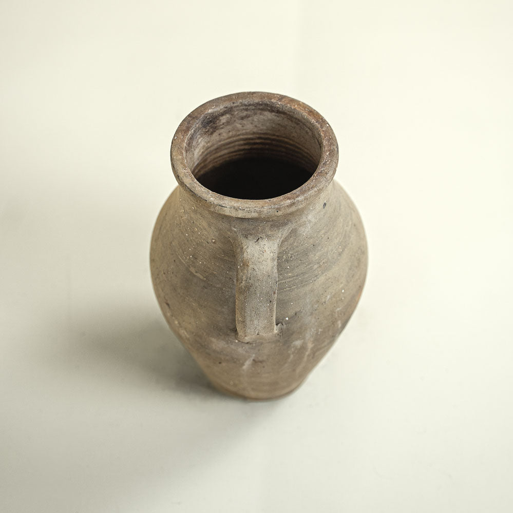 Antique vessel No.268