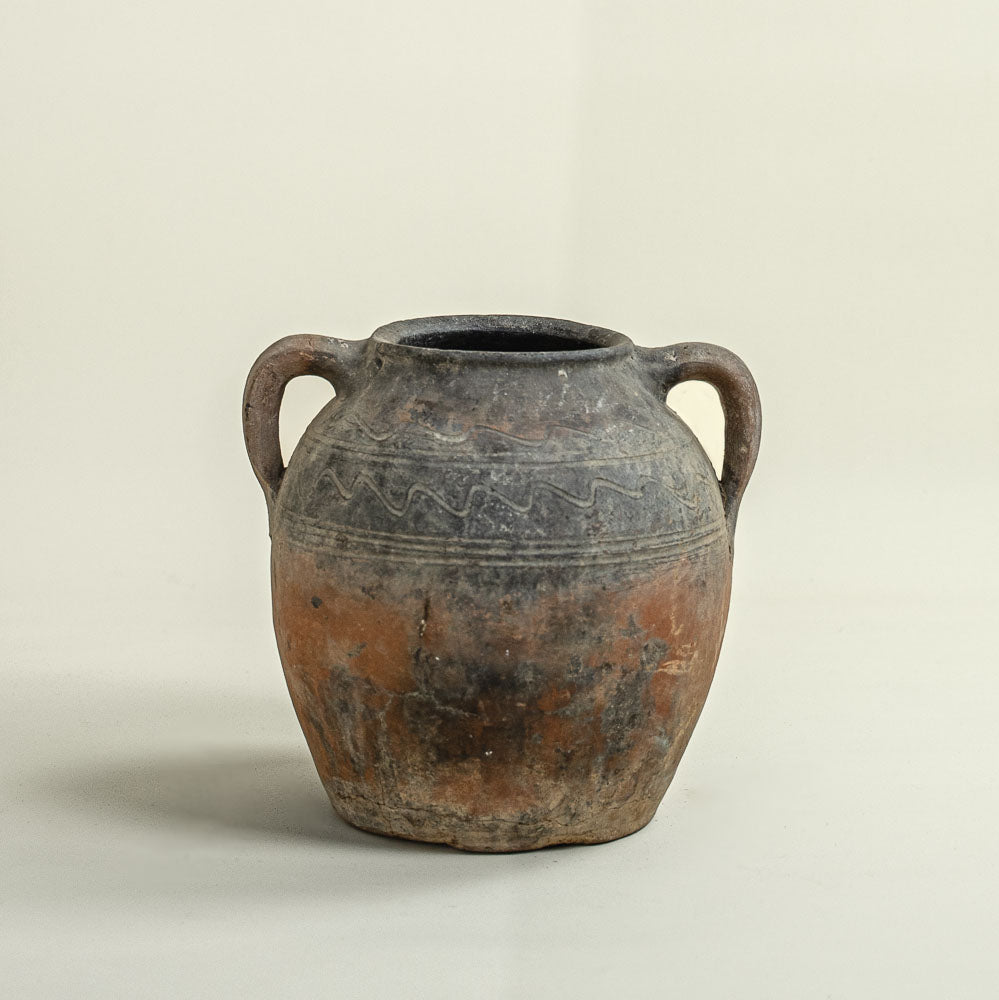 Antique vessel No.257
