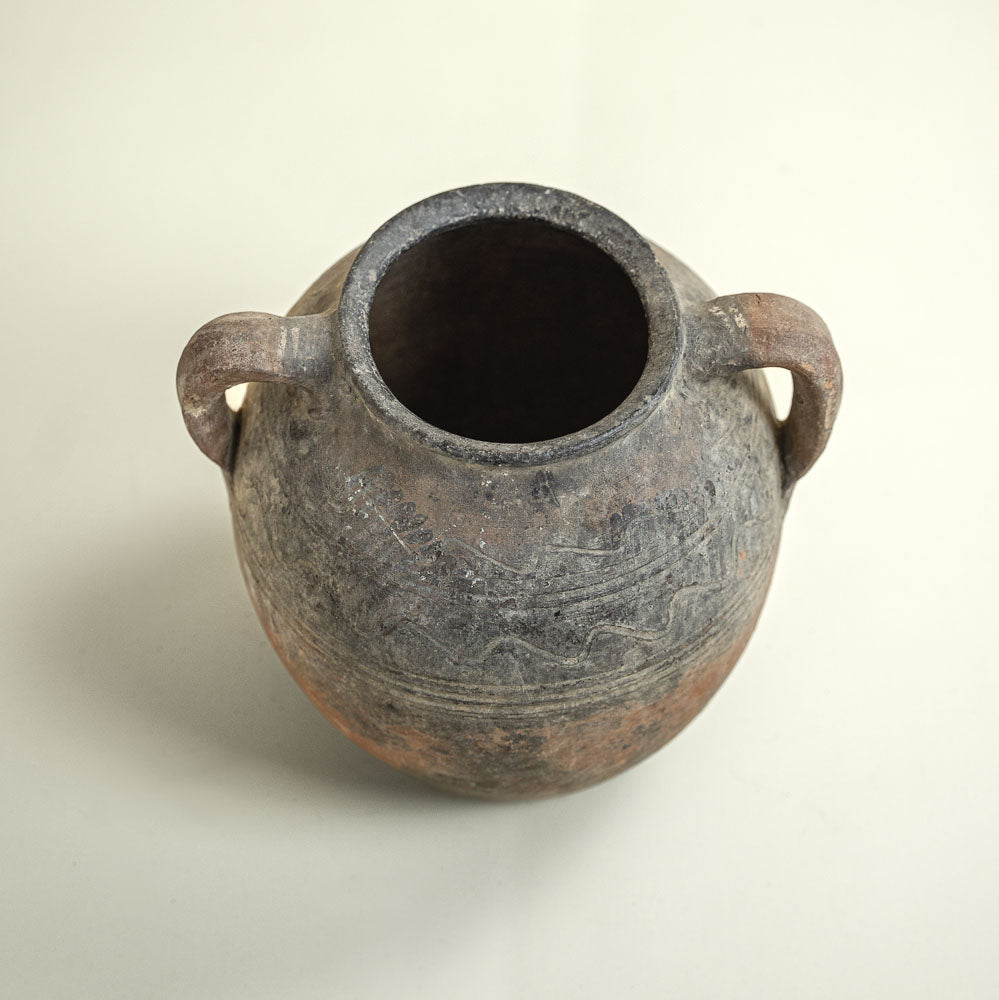 Antique vessel No.257