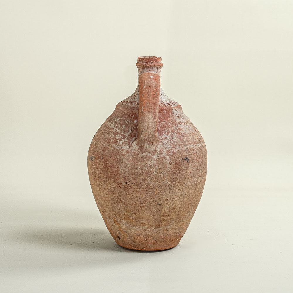 Antique vessel No.161