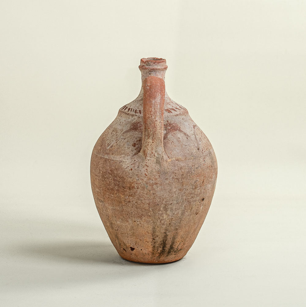 Antique vessel No.161