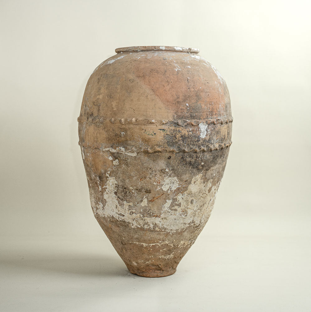 Antique vessel No.231