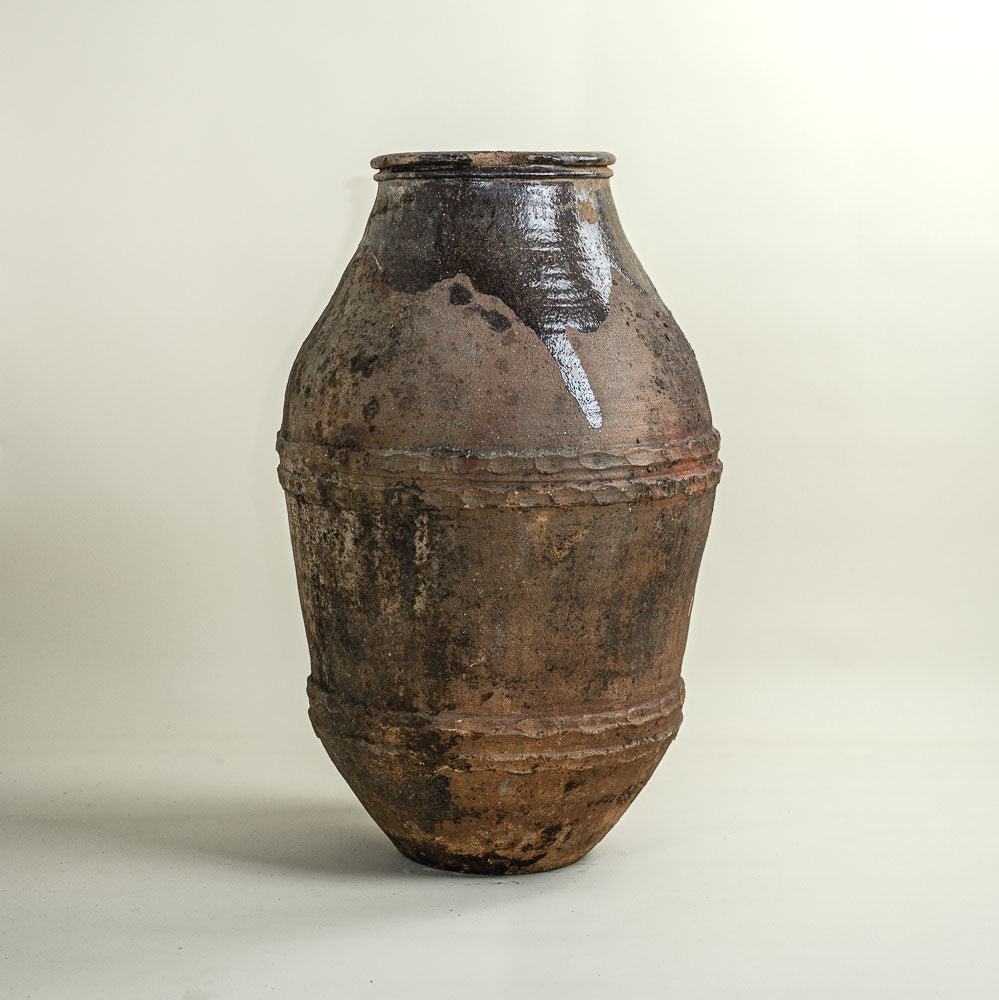 Antique vessel No.279