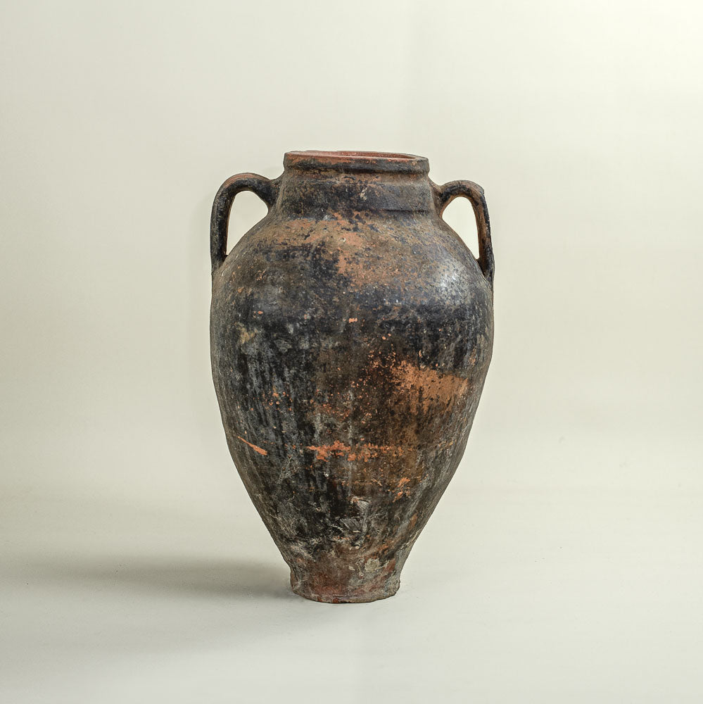 Antique vessel No.228