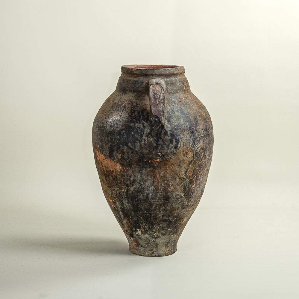 Antique vessel No.228