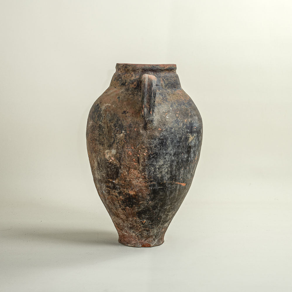 Antique vessel No.228
