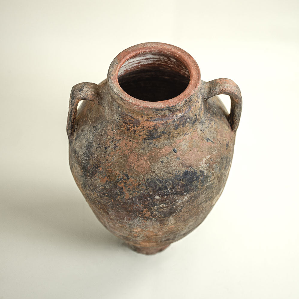 Antique vessel No.228