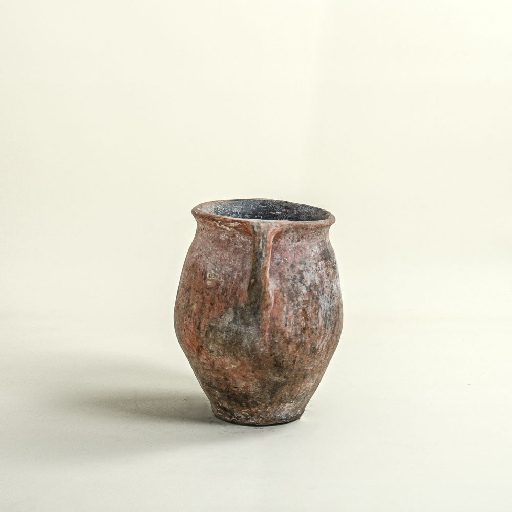 Antique vessel No.166