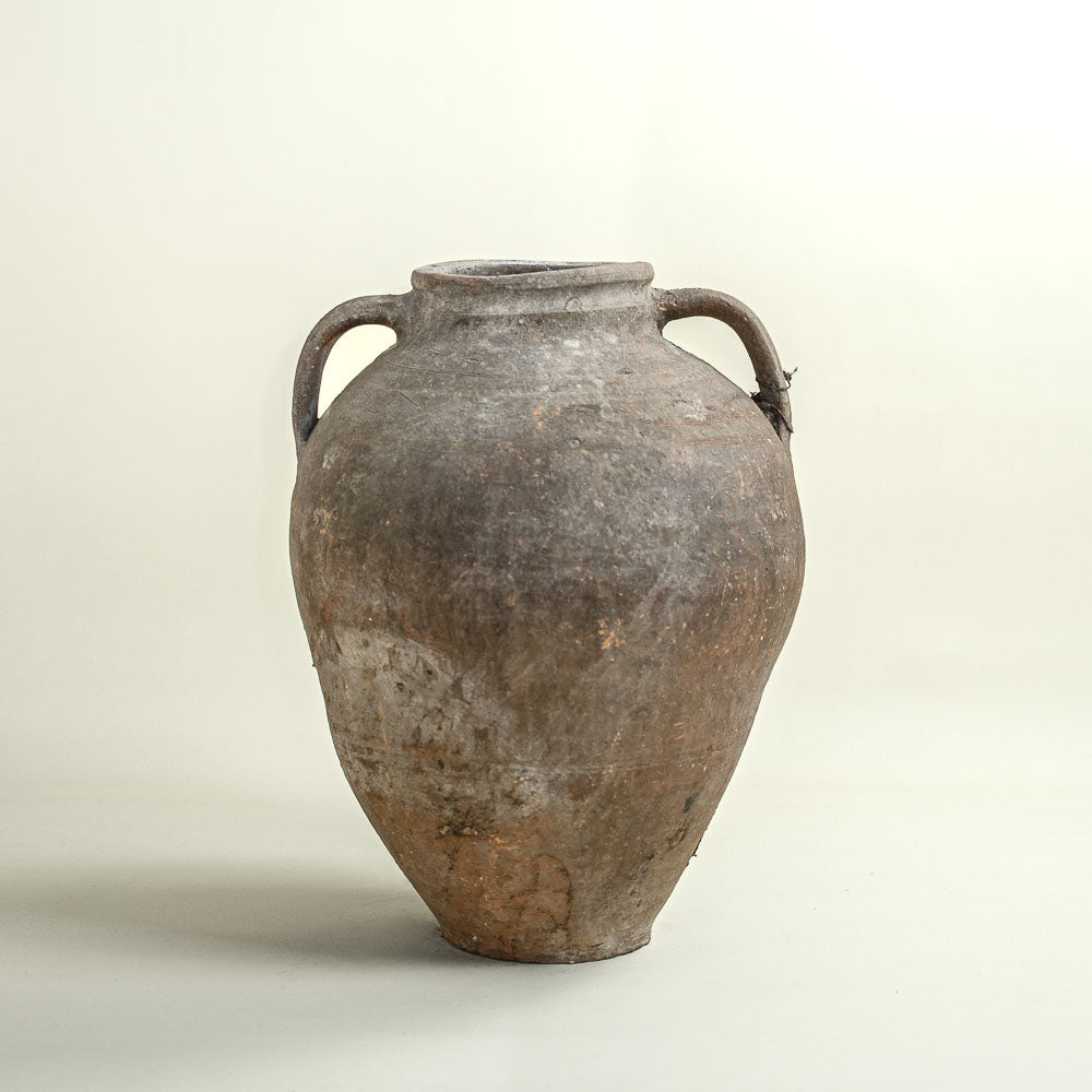 Antique vessel No.202