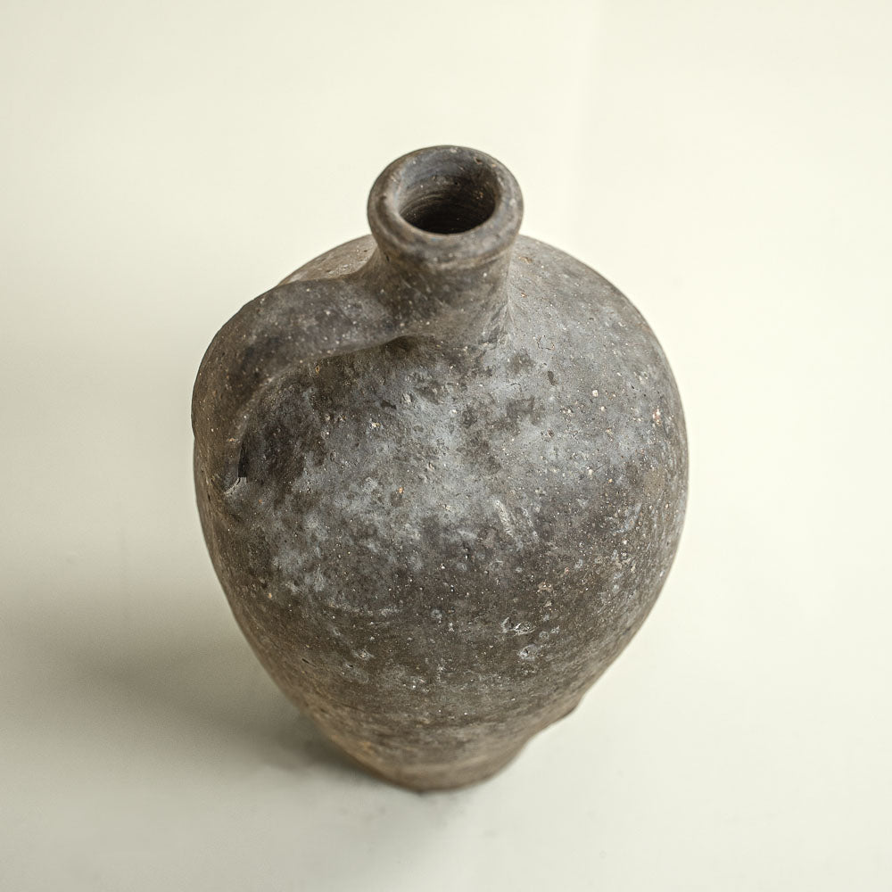 Antique vessel No.293