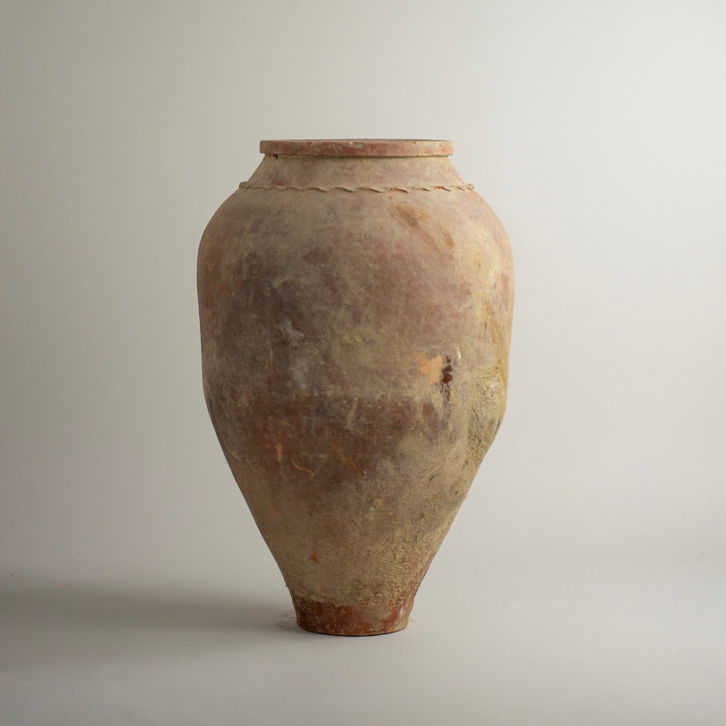 Antique vessel No.316