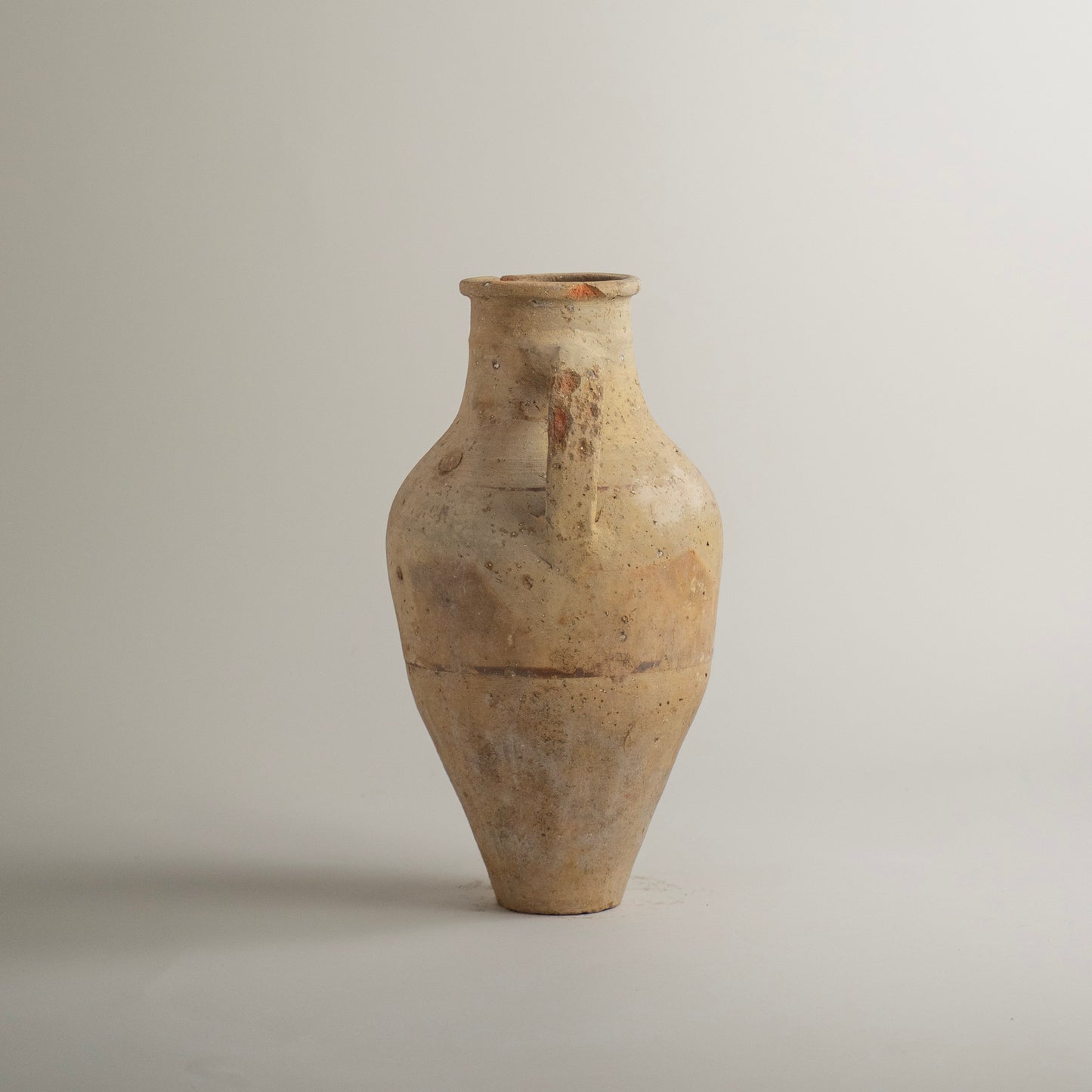 Antique vessel No.334