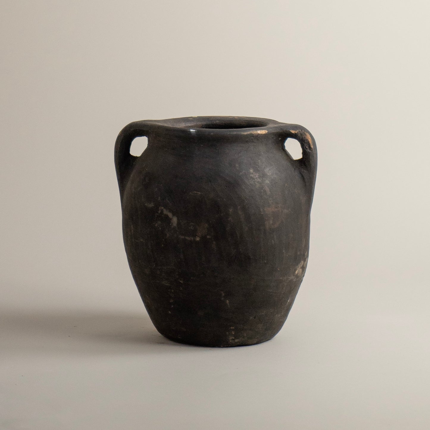 Antique vessel No.326