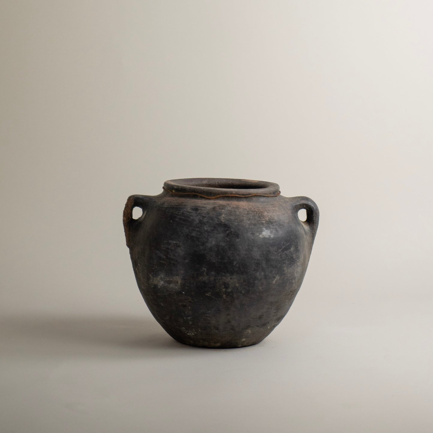 Antique vessel No.332