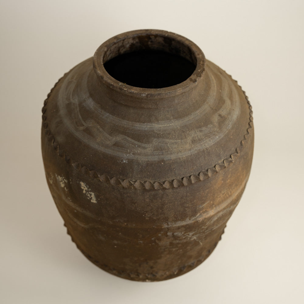 Antique vessel No.285