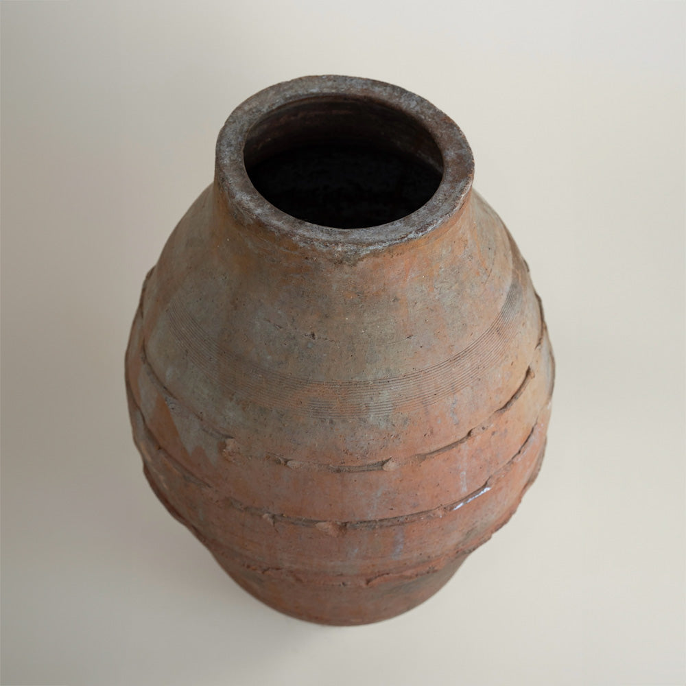 Antique vessel No.313