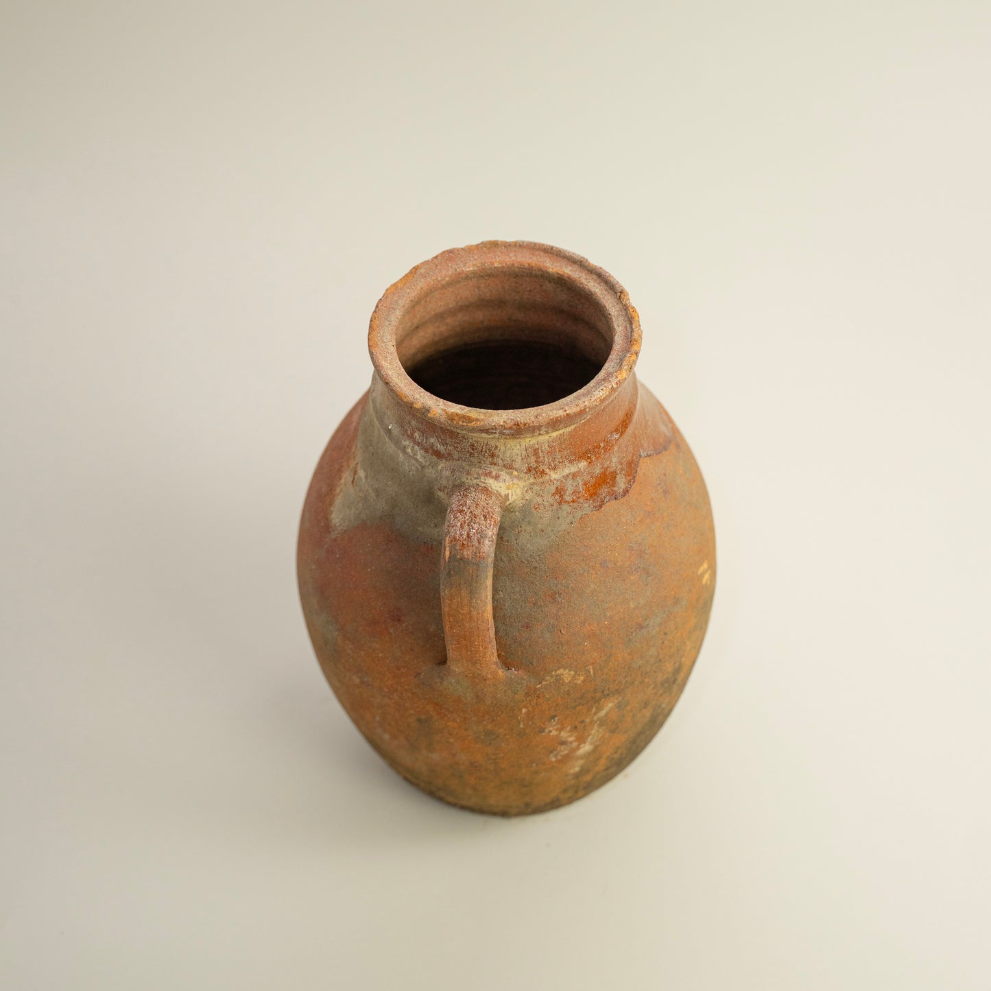 Antique vessel No.337