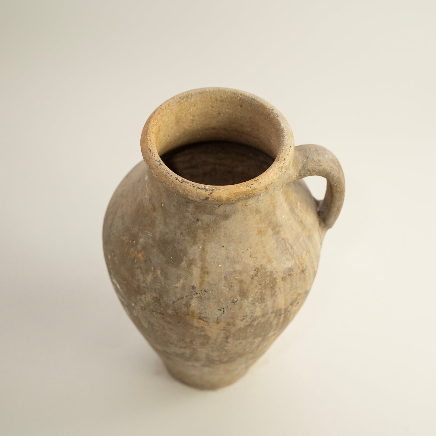 Antique vessel No.336
