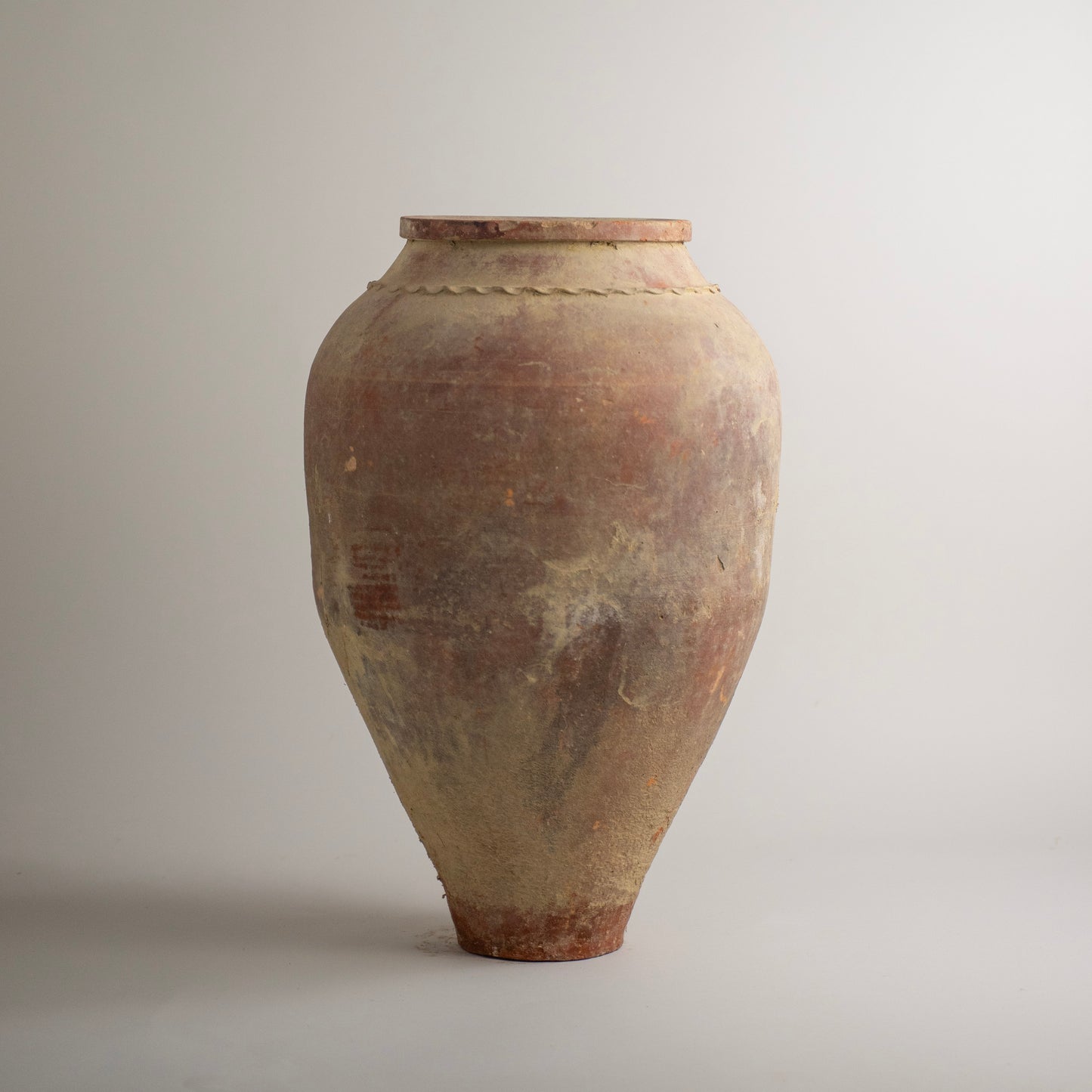Antique vessel No.316